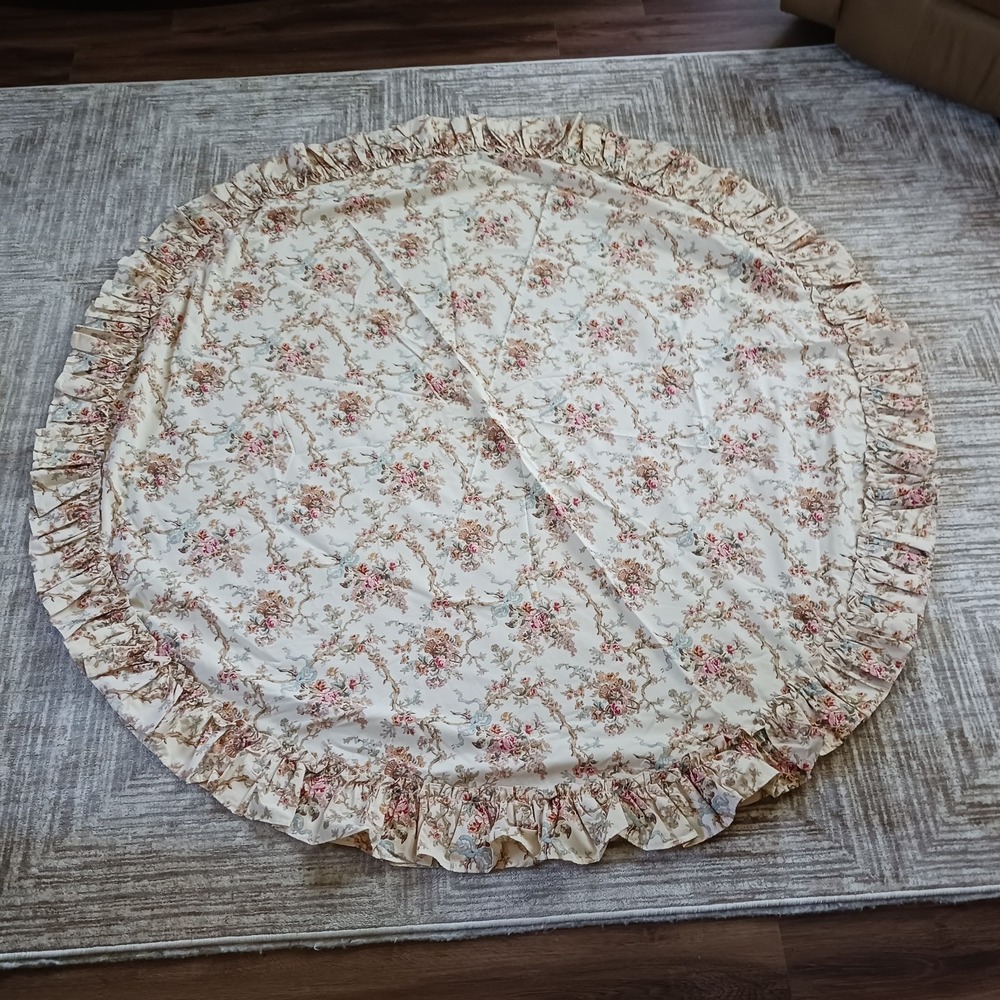 Vintage Custom Ralph Lauren Baskets & Bows 66" Round Tablecloth Fabric Ruffle